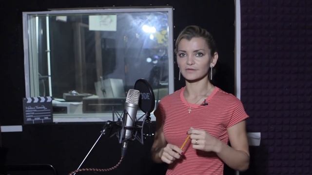 Как петь правильно: ВОКАЛЬНЫЕ ПОЗИЦИИ. Подвижность гортани #foxhint смотреть онлайн