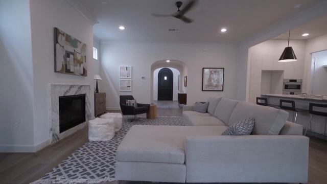 1707 Maravilla Video tour for real estate смотреть онлайн