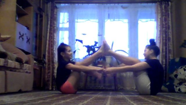 Йога челенж с Юлей от Алёсика Кокосика смотреть онлайн