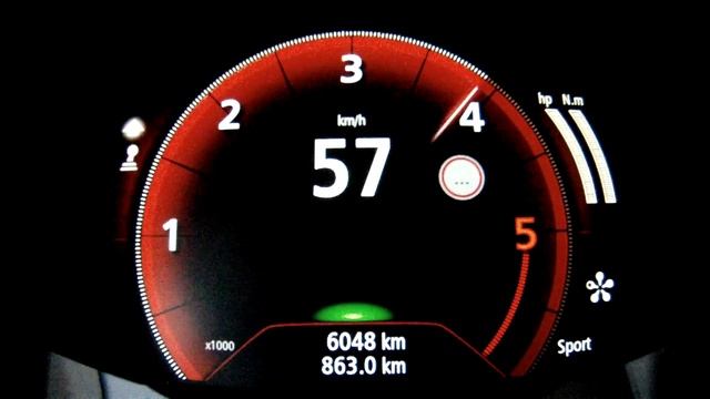 Acceleration Renault Mégane Grandtour 1,6 dCi (130hp) смотреть онлайн