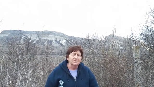 Стихотворение "Как хочется мне побежать... " читает автор смотреть онлайн
