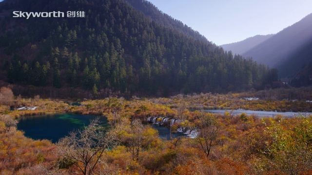 Autumn into Winter Jiuzhaigou Valley - Awesome 4K video смотреть онлайн