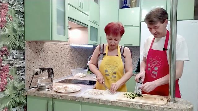 Салат с кальмаром и огурцом! Простой рецепт и очень вкусный салат Быстро и просто! смотреть онлайн