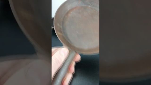 В чем СЕКРЕТ двух старинных сковородок?! смотреть онлайн