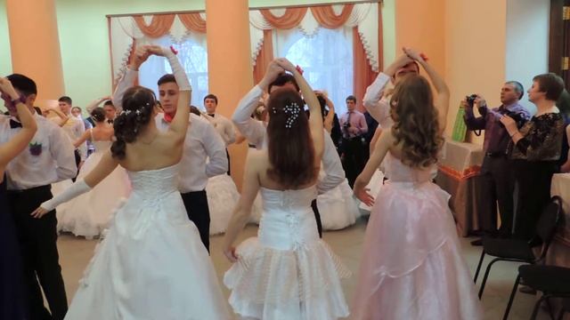 Сретенский бал в Мещовске 2015 год "Менуэт Московский" смотреть онлайн