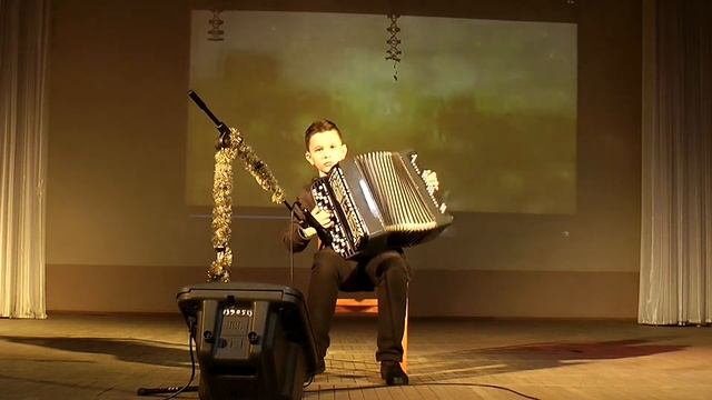 В. Малых вальс "Летний дождик"(без минуса) исполняет Маргулец Виктор смотреть онлайн