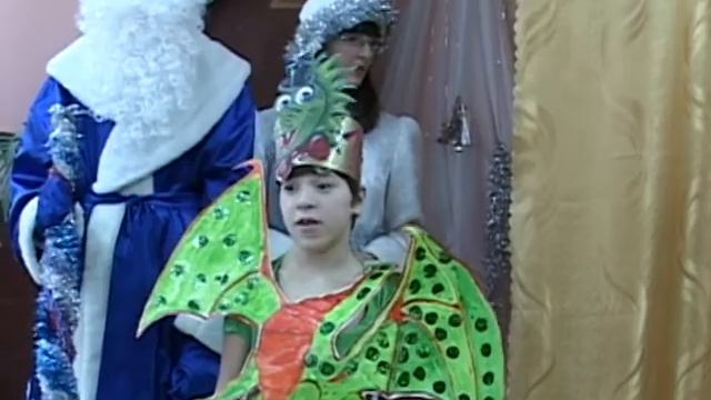 Школа Новый год 2011 2012г смотреть онлайн