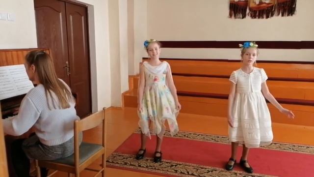 Золотой ключик - Василевская Эмилия и Василевская Анна смотреть онлайн