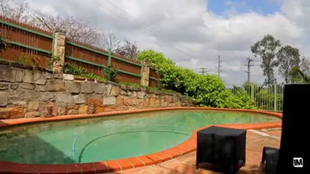 3 BUCKLEYS RD WINSTON HILLS - Winston Hills Property for Auction смотреть онлайн