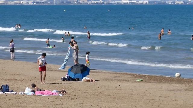 Пляж Валенсии в апреле смотреть онлайн