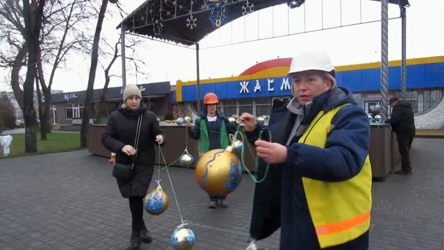 На свята вся родина возвеличує Христа смотреть онлайн