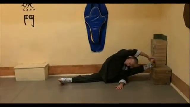 Занятия единоборствами. Кунгфу 功夫 Ушу 武術 смотреть онлайн