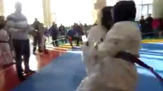 КУБОК ГОРОДА ЮЖНЫЙ ПО КАРАТЕ КИОКУШИНКАЙ ЛЕОНОВ РОМАН смотреть онлайн