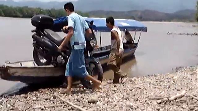 Kawasaki KLR 650 & Suzuki Freewind 5 смотреть онлайн