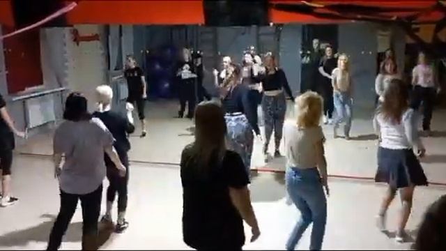 Ring my bells enrique iglesias/ Bachata solo ?? смотреть онлайн