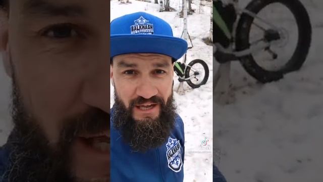 почему у фэтбайка большие колёса смотреть онлайн