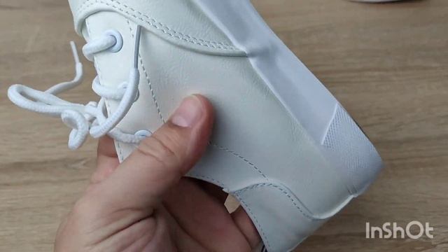 Модные мужские кеды (белые) смотреть онлайн