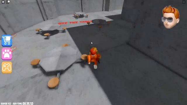 ПОБЕГ из ТЮРЬМЫ от СИРЕНОГОЛОВОГО ПОЛИЦЕЙСКОГО в Roblox смотреть онлайн
