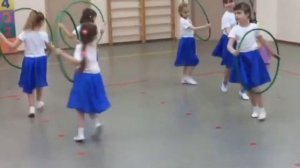 Спортивный танец с лентами и обручами "Герои спорта"