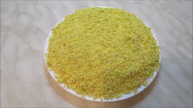 МИМОЗА /САЛАТ смотреть онлайн