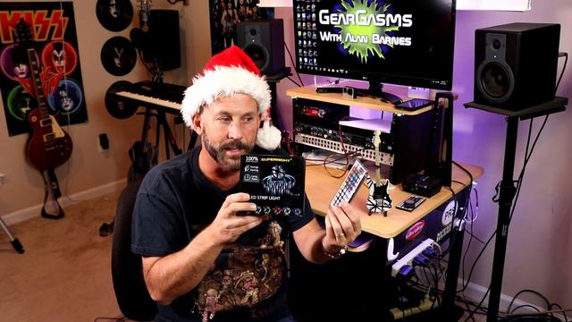 10 Christmas Gifts for Guitar Players !!! смотреть онлайн