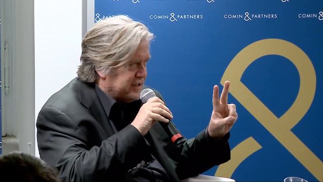 Sovranismo vs Europeismo | Steve Bannon - Carlo Calenda смотреть онлайн