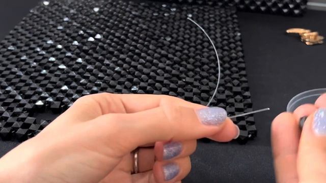 Мастер класс по плетению Сумочки из бусин. Как сделать сумочку из бусин смотреть онлайн