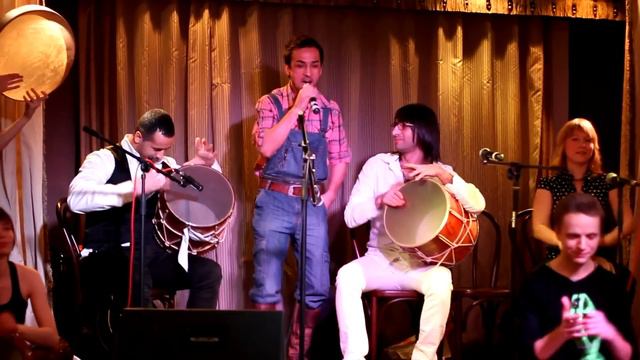 Капустник школы этнической музыки ETHNOBEAT_6.03.11_part01 смотреть онлайн