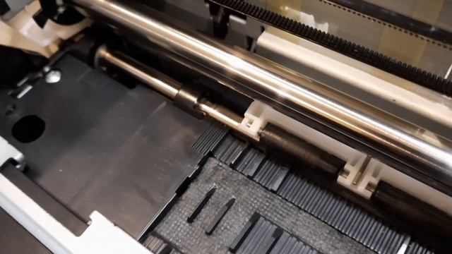 Epson L805, L800 пачкает бумагу смотреть онлайн