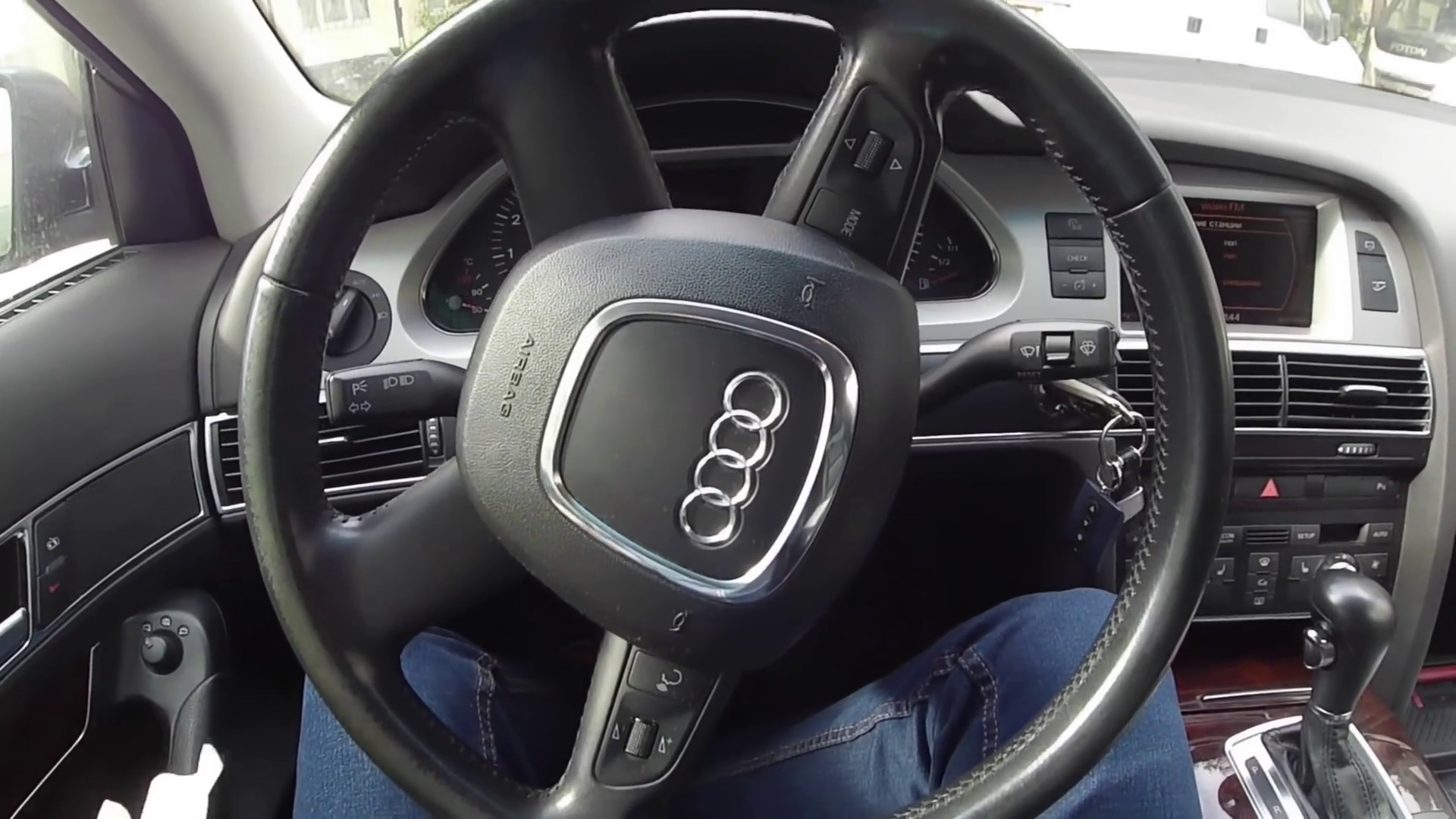 Снятие и покраска кожаного руля Audi A6 C6. Motip 04066 смотреть онлайн