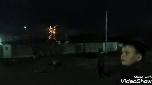 Новый год. Встреча 2021 года. Салют на Новый год. Праздник. смотреть онлайн