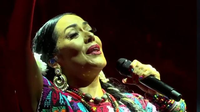 yo ya me voy - Lila Downs FCI 2022 смотреть онлайн
