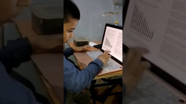 Cuito running Apple MacBook Air M1 gold смотреть онлайн