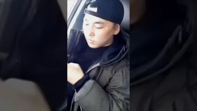 Змея укусила смотреть онлайн