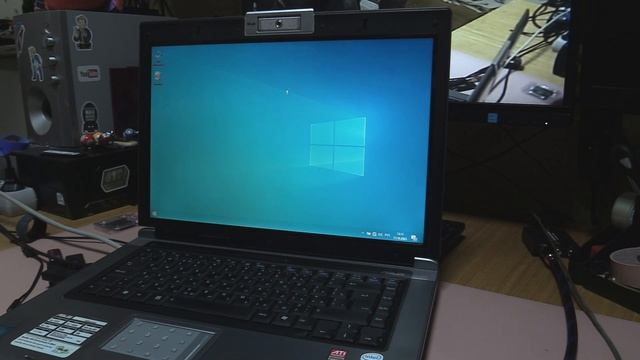 Обслуживание + прокачка процессора + микроскопический тест ноутбука: ASUS F5RL. Выпуск 273. смотреть онлайн