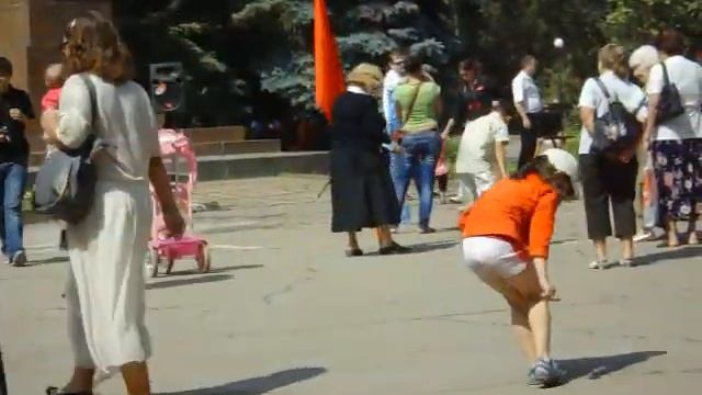 1 июня 2012 года - День защиты детей - рисуем на асфальте смотреть онлайн