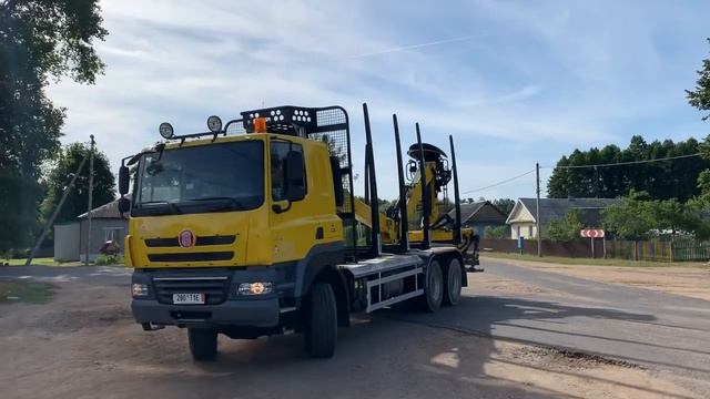 Лесовоз-Сортиментовоз на шасси TATRA Т158-8Р5R34 6x6, гидроманипулятором MARCHESI M10RS 02.97
