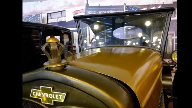 Visit Indonesia | East Java 1 - Museum Angkut - Jodipan смотреть онлайн