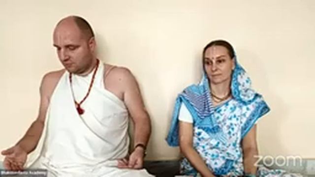 ПЕРВЫЙ ГОД: Бхагавад Гита 2022-03-07 Пособие 3 стр 12 смотреть онлайн