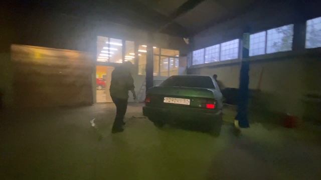 Первая машина на подъемнике!!!! смотреть онлайн