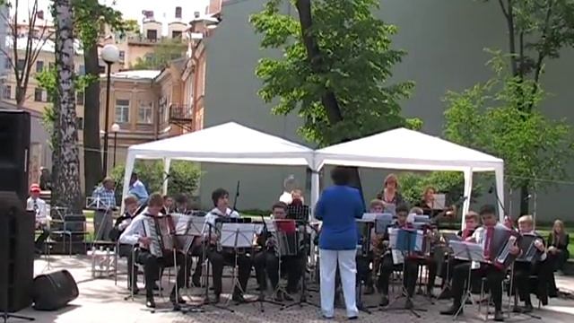 ДМШ им.А.Петрова СПб. Цветков "Лезгинка".mpg смотреть онлайн