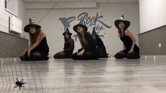 ***Halloween Dance*** смотреть онлайн