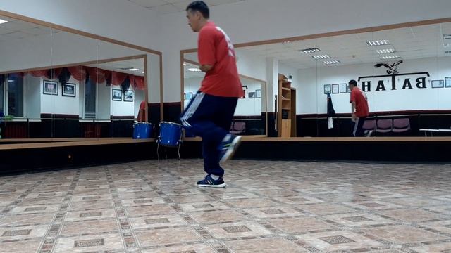 GIRO BREAKING.Респ.Башкортостан,г.Баймак,ЦНТ на проспекте С.Юлаева. смотреть онлайн