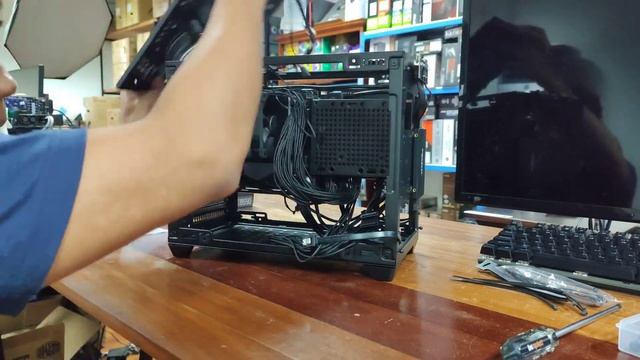 RTX 4070 | Ryzen 7 5800X ITX Gaming PC Build (Time-lapse) | PCB-70 смотреть онлайн