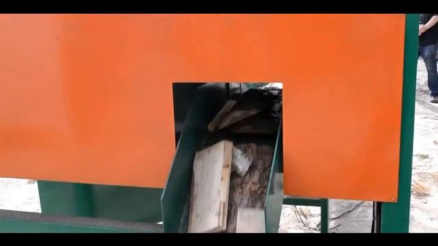 ТГ-550 станок автоматической торцовки горбыля смотреть онлайн