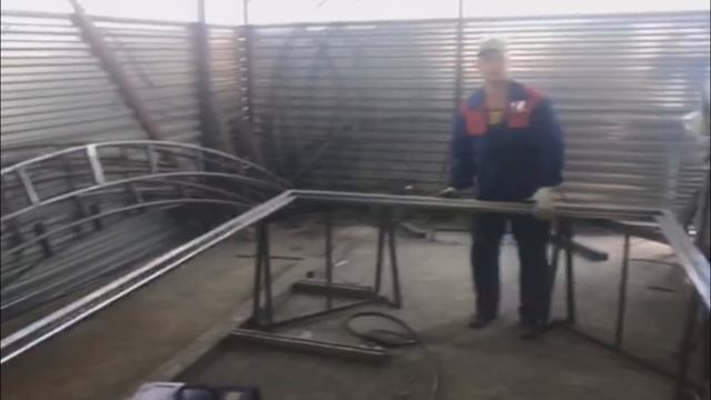 Забор своими руками. Новая конструкция на основе универсального профиля. Т-профиль. смотреть онлайн