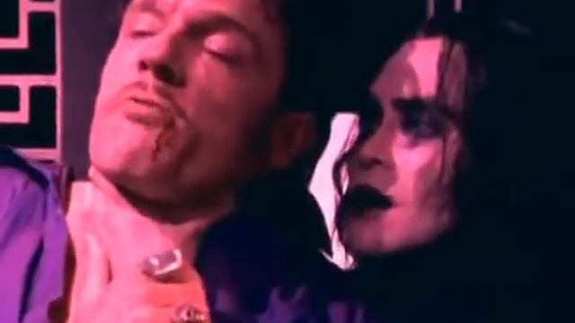 Eric Draven comes undone - [The Crow_ Mark Dacascos] Music video.avi смотреть онлайн