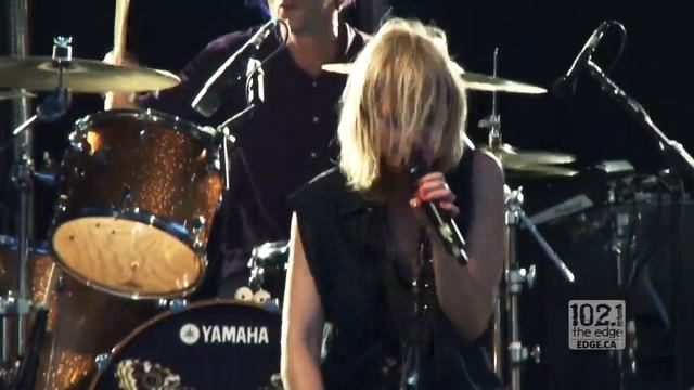 Metric - Synthetica (Live At The Edge)