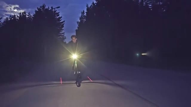 Фонарь ЯРКИЙ ЛУЧ V450 ''Велофара'' смотреть онлайн