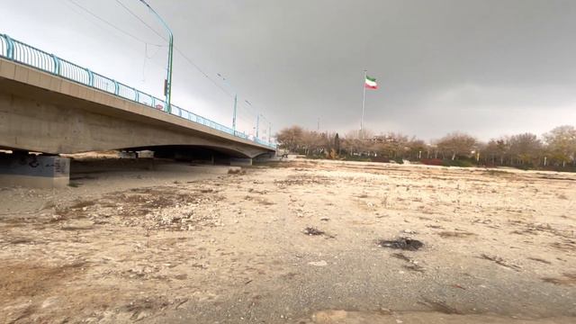 Iran Isfahan Walking Tour Bozorgmehr Square Cloudy Weather And Raining December 2022